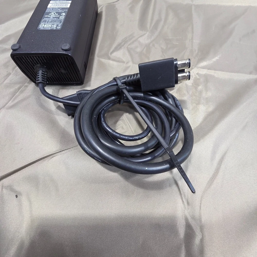 Microsoft Xbox 360 S AC Adapter Power Supply Brick 120W Model A11-120N1A Black